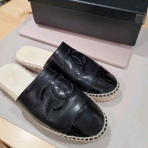 CHANEL Black CC logo Espadrilles Size EU 37